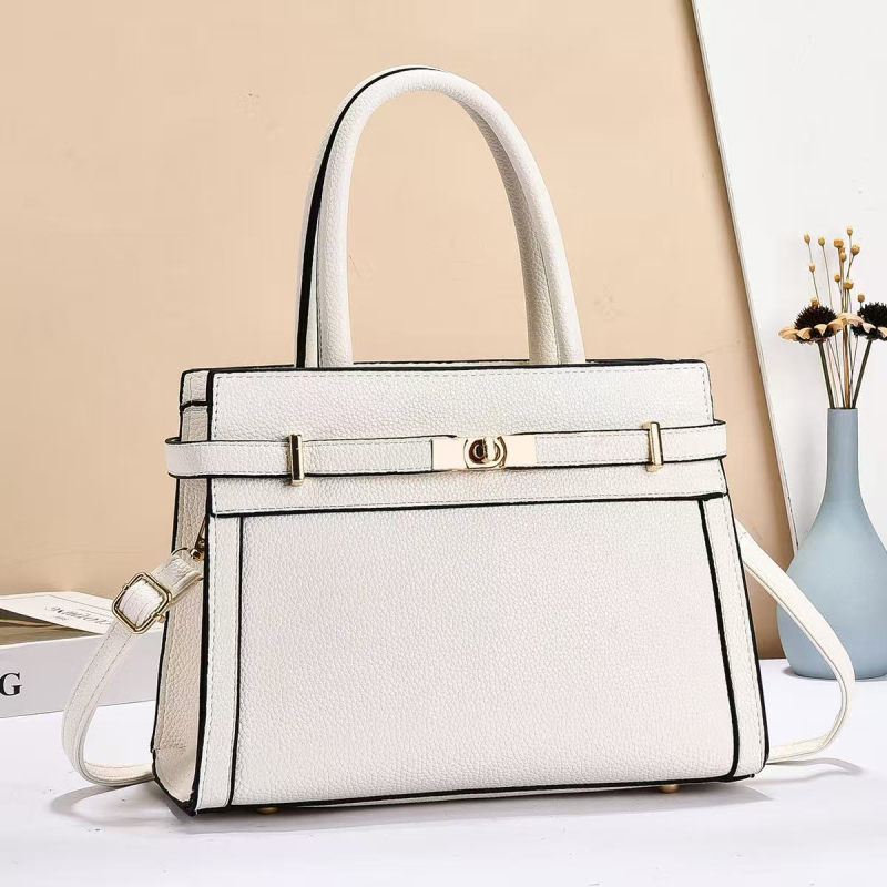 PU kožna crossbody torba, horizontalni četvrtasti oblik, zatvarač, velika kapaciteta, unutarnji džepovi (zip, telefon, dokumenti), gradski stil, ljeto 2025