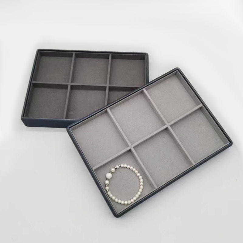 Juvelyrinių parodų rinkinys – mikropluoštas, vienas sluoksnis, sujungimo dizainas, karoliai plokštė/pendanto plokštė, žiedų dėklas