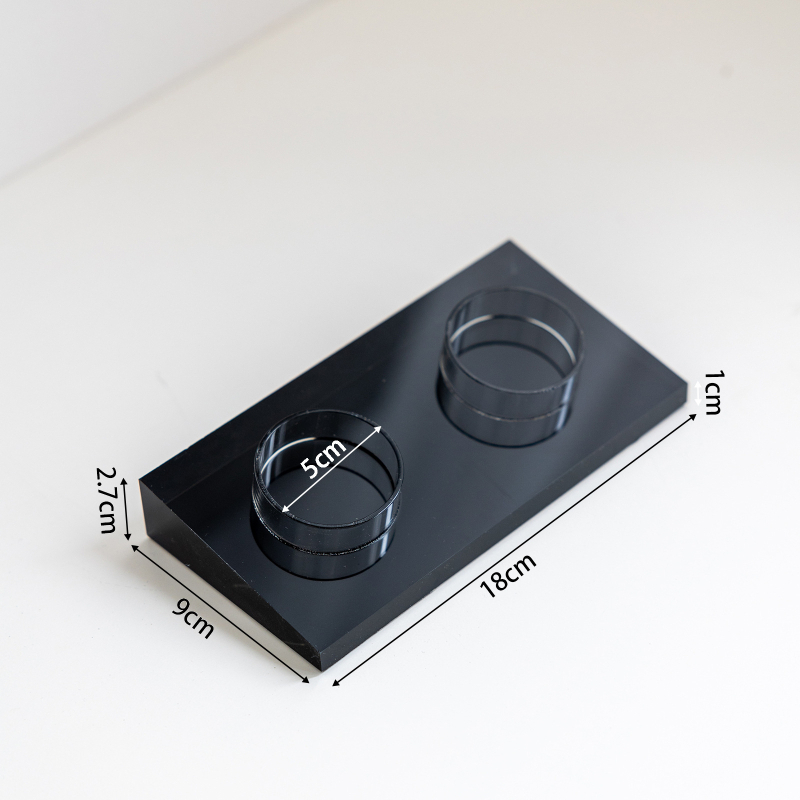 Akrilo apyrankių demonstravimo stovas, aukštos kokybės, akrilo konstrukcija, purškiamo plastiko apdaila, 2025 m. ruduo