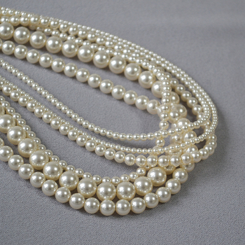 Ogrlica s umjetnim perlama, ručna izrada, Miya Sophia Jewelry, lanac od perli, elegantan stil.