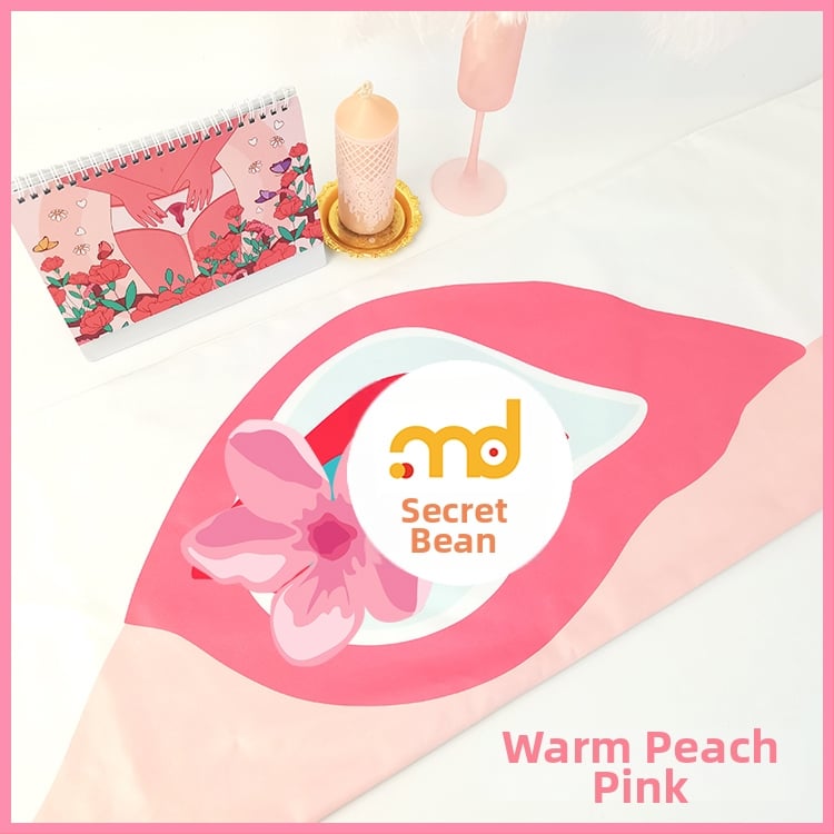 Satiinist voodi lõpu dekoratiivne šall, lihtne ja kaasaegne, hotellistiil