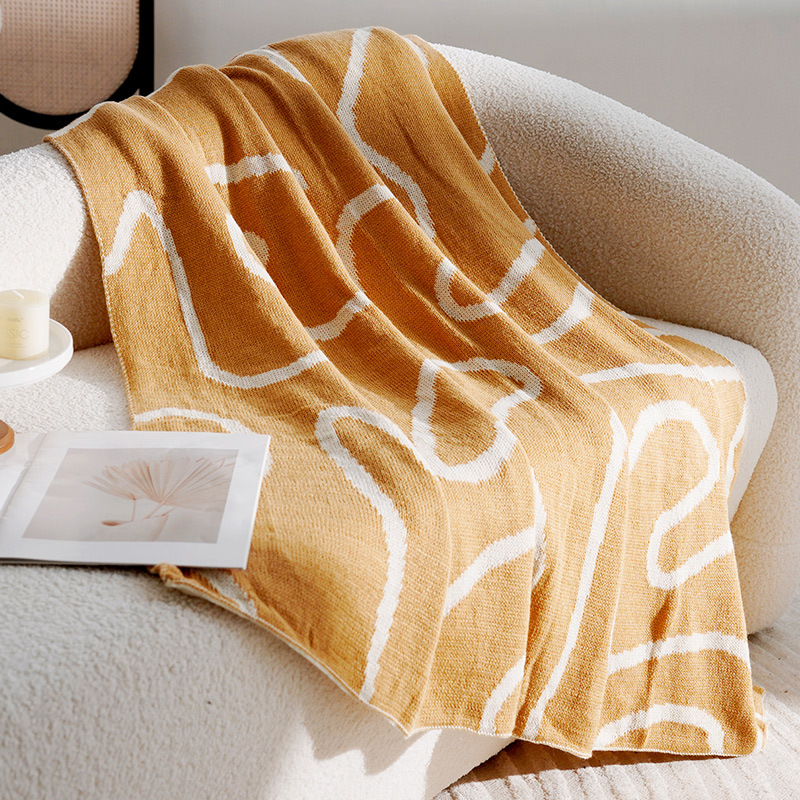 Megzta pledė, Šiaurės stiliaus, dryžuotas raštas, akrilo medžiaga, svoris 500–799 g, tinkama visoms metų laikams.