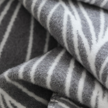 Skandinavski minimalistička pleteni deka za zimu, pamuk-akril smjesa, 450 g, geometrijski uzor