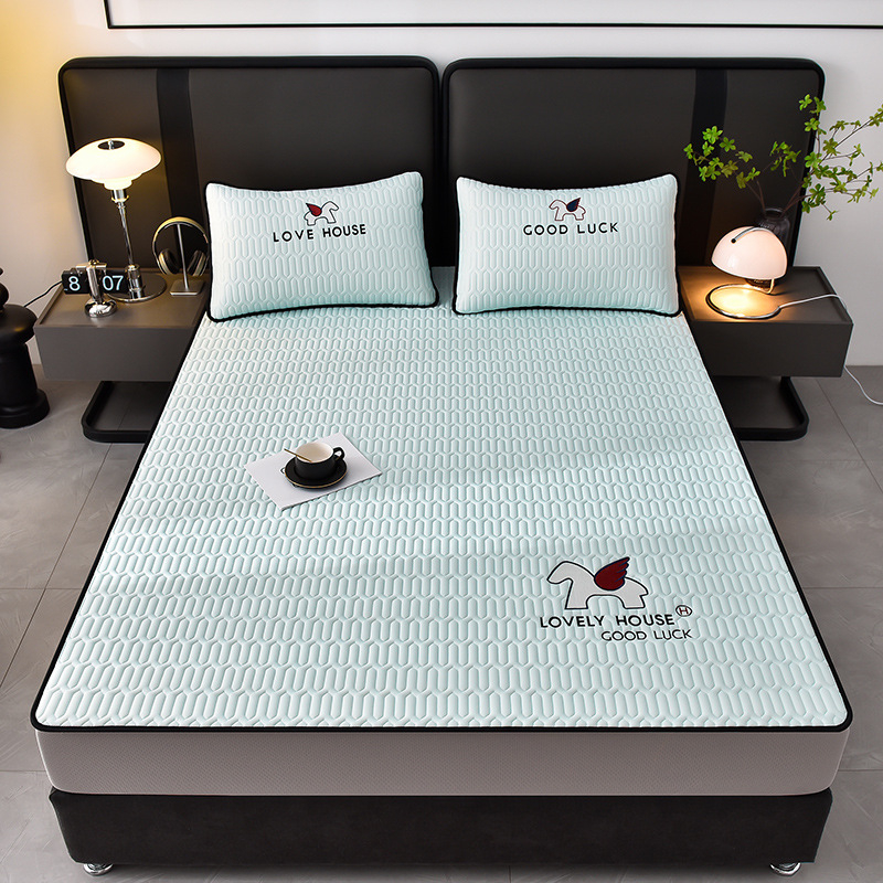 Lateksa gultas pārklājuma komplekts (3 daļas) ar izšuvumu, 5 mm biezums, vasaras stils, mazgāšana mazgājamā mašīnā, dabīgs latekss 80-90%