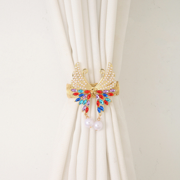 Aizkaru siksnas ar pūkām, tauriņa dizains, kaķa acs akmens, metāls (Materiāls: Metāls; Stils: Amerikas stils; Pielāgojams: Jā; Licencēts savs zīmols: Jā)