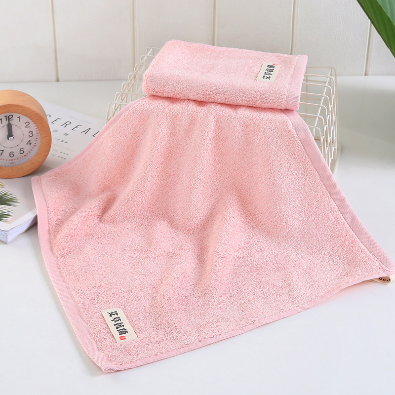 Kvadratni ručnik za lice od bambusovih vlakana s prirodnom antibakterijskom zaštitom, težina 55 g, 32 niti, jednostruko pređa, tkanina običnog pletenja