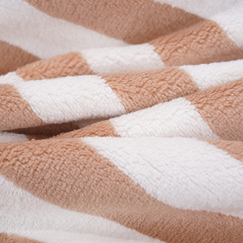 Комплект кърпи от коралов флис: дебели, абсорбиращи, лицеви и баня кърпи, 150D, 200–300 g, подгъв