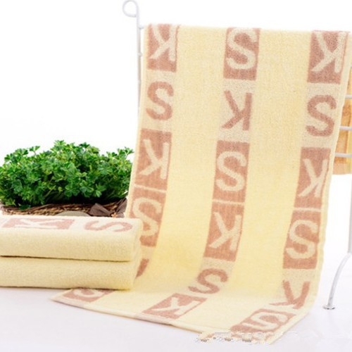 Pamuk Jacquard kupaonski ručnik, 120–140 g, pređa 14s, mekan i udoban