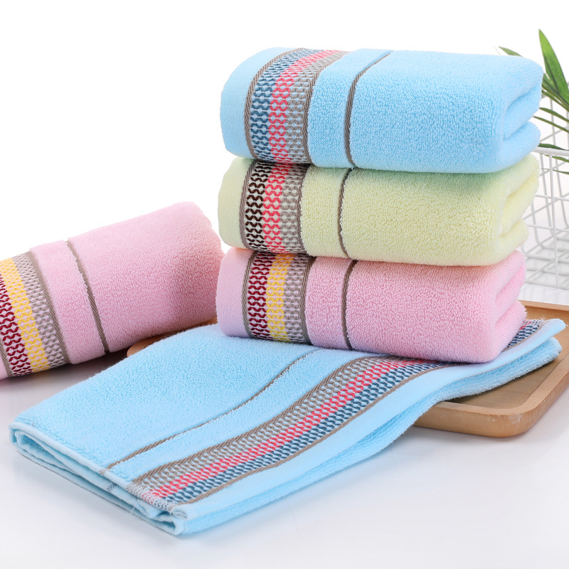 Ručnik za lice – Išiven logotip, 100% pamuk, 32s pređa, Hemming i Jacquard, 100–120 g, Mogućnost prilagodbe