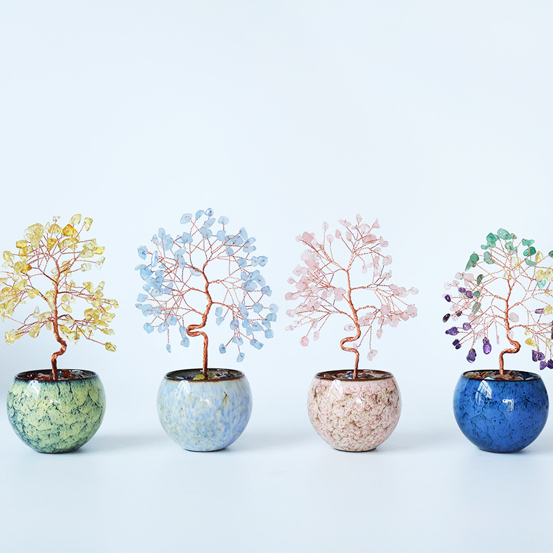 Muniro ametisto kristalas – geometrinis Fengšui laimės medis, šiuolaikiškas paprastas namų dekoras