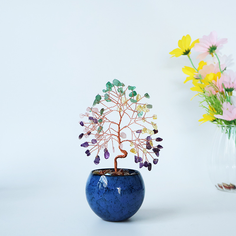 Muniro ametisto kristalas – geometrinis Fengšui laimės medis, šiuolaikiškas paprastas namų dekoras