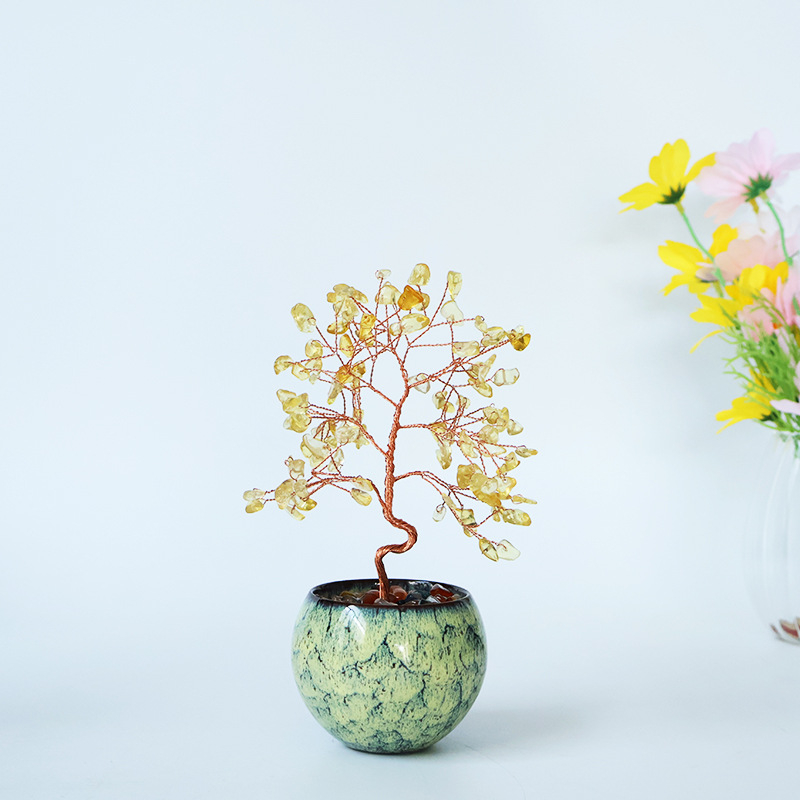 Muniro ametisto kristalas – geometrinis Fengšui laimės medis, šiuolaikiškas paprastas namų dekoras