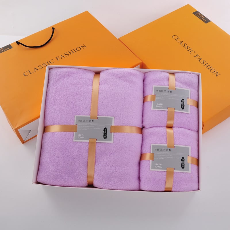 Подаръчна тройка хавлиени кърпи от коралов флийс в сватбена подаръчна кутия, персонализирано лого, 370 g/m²