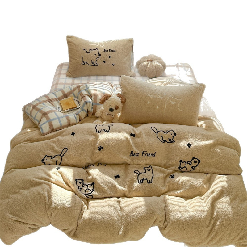 Set de pat din catifea lapte, 4 piese, cu model cartoon animale, 4500–5000 g, iarnă-toamnă, imprimare reactive