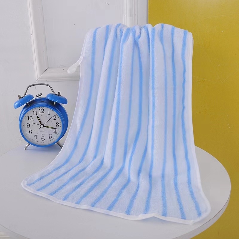 Viis korallfliisi käterätiku komplekt näole ja kätele — imav, kiuduvaba, kiiresti kuivavad, 70 g