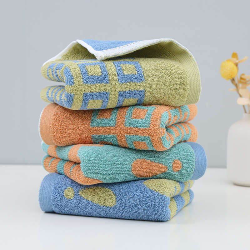 Dječji ručnik za bebe — pamuk, 32S pređa, jacquard, 80-100 g (Pamuk; Pređa: 32S; Jacquard; 80-100 g; Za bebe)