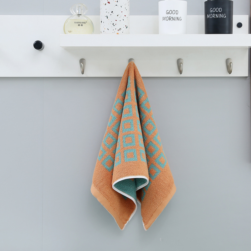 Dječji ručnik za bebe — pamuk, 32S pređa, jacquard, 80-100 g (Pamuk; Pređa: 32S; Jacquard; 80-100 g; Za bebe)