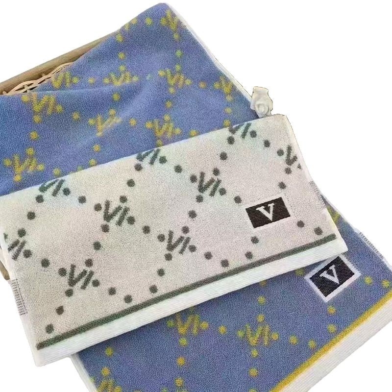 Dumeier Prosop din bumbac Jacquard, 120–140 g, 32 fire pe o parte, 16 fire pe cealaltă