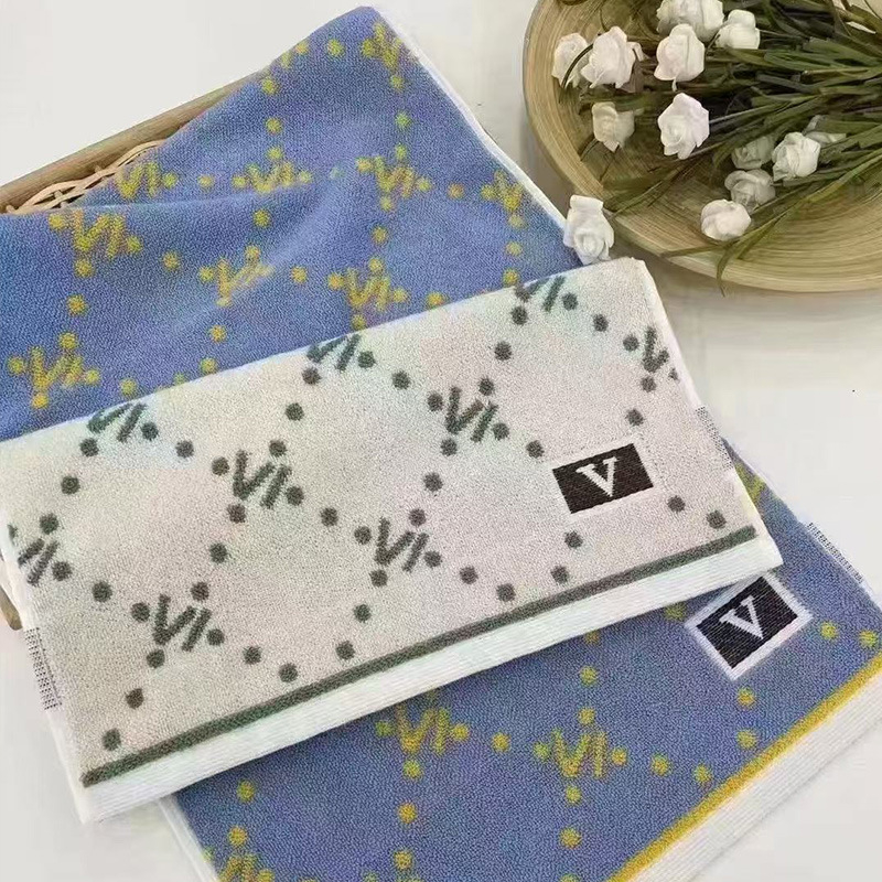 Dumeier Prosop din bumbac Jacquard, 120–140 g, 32 fire pe o parte, 16 fire pe cealaltă