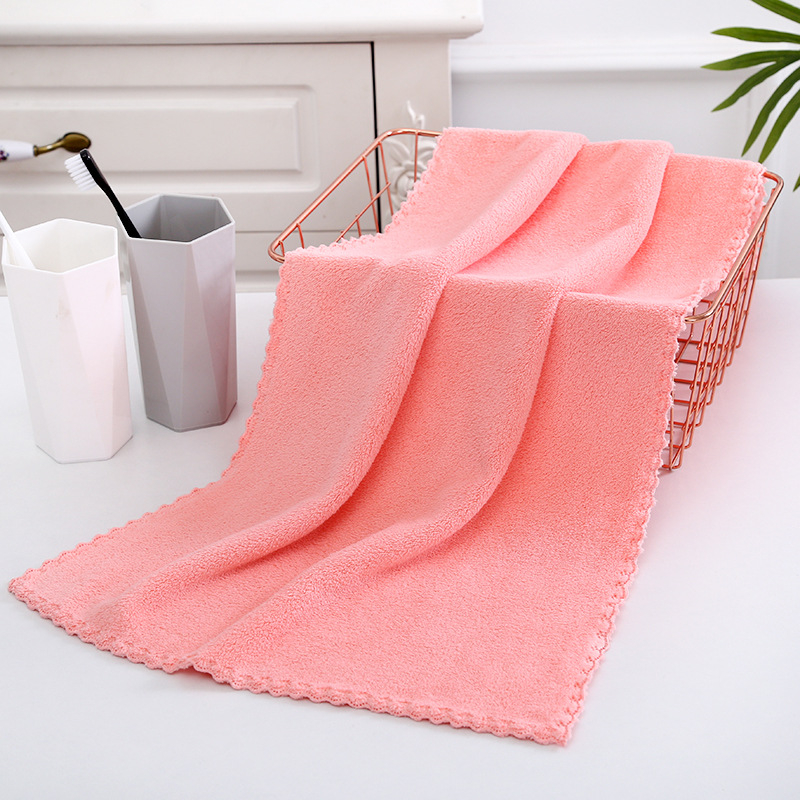3-dijelni set ručnika od Coral fleece: ručnik za kupanje, ručnik za struk, ručnik za lice; jednostavno tkanje; težina 50–80 g