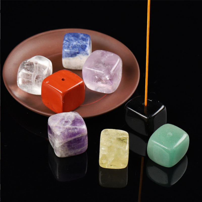 Smilkalų laikiklis iš natūralaus kristalo, kvadratinės formos, lėkštė su kristalo įdėklu, šiuolaikinis minimalistinis dizainas