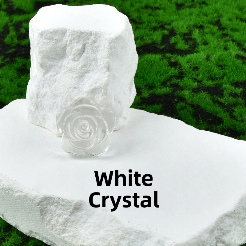 Krištolo neapdirbtas akmuo – rožės graviruota skulptūra, šiuolaikinio minimalistinio stiliaus akmens dekoracijai dovanai