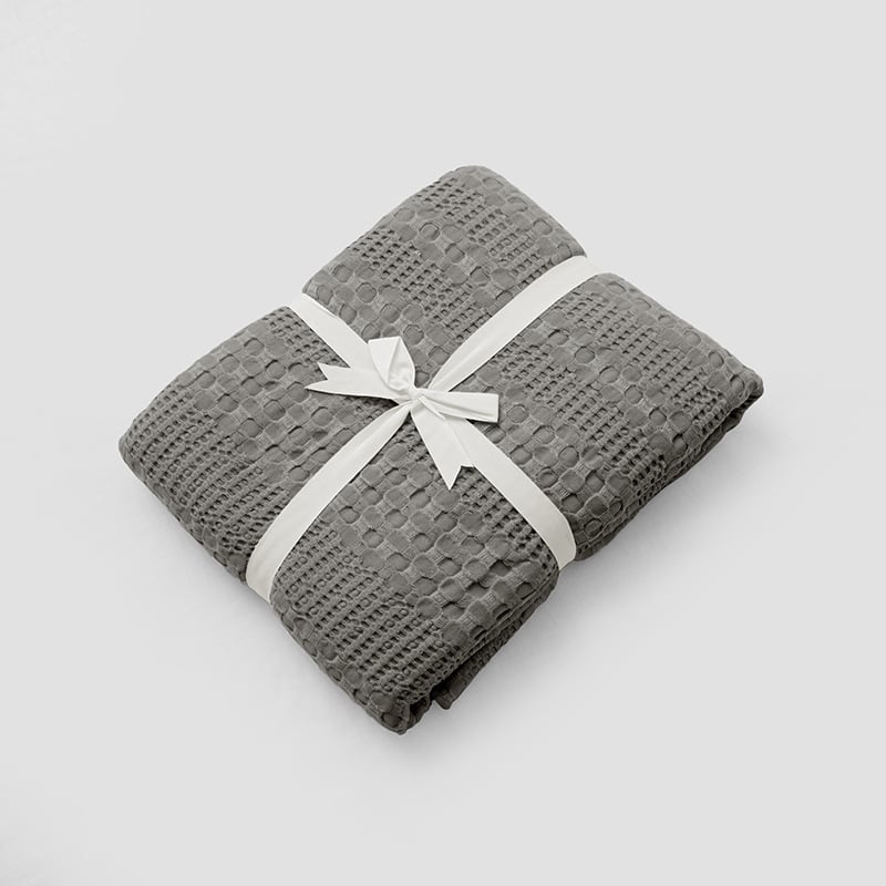 Vaflinio audinio pledas, 50% bambuko pluoštas, 50% medvilnė, Nordic stilius, vasaros naudojimui, svoris iki 300 g