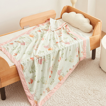 Keturių sluoksnių vaiko pledas, 70% regeneruota celulose (tianzhu pluoštas) + 30% medvilnė, 200–300 g, vasara, INS stilius