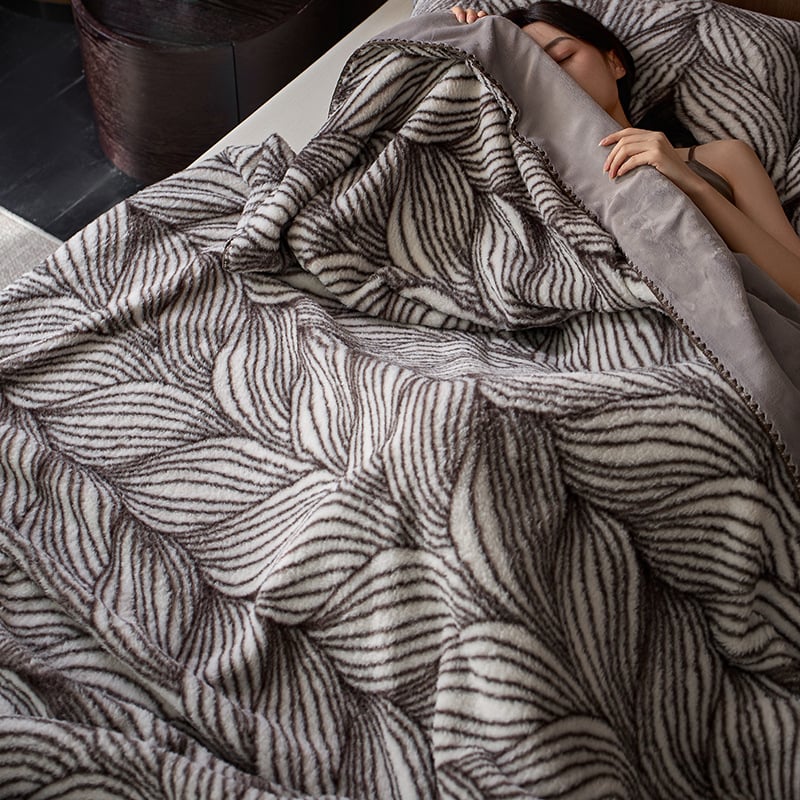 Зимно одеяло от имитационен кашмир с 50% акрилни влакна, реактивно багрене, тегло 0.55–1.0 кг, мотив растения и цветя