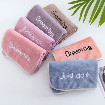 Prosop din microfibră, 100–120 g, broderie, tivare și imprimare, personalizare proces disponibilă, conținut principal 80%, conținut secundar 20%