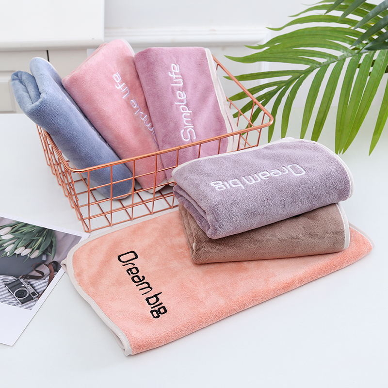 Prosop din microfibră, 100–120 g, broderie, tivare și imprimare, personalizare proces disponibilă, conținut principal 80%, conținut secundar 20%