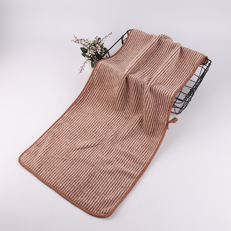 Aike ručnik za lice od coral fleece, 21s vlakna, visoka gustoća, težina 50–80 g, rubno šivanje, mekan i upija