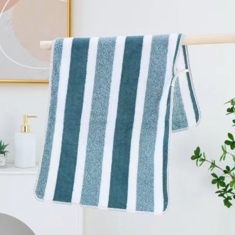Set prosoape de baie, în dungi, fleece coral, greutate 200-300 g, rezistent la scame
