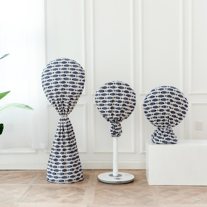 Ventiliatoriaus gaubtas – dulkėms atsparus audinys; 100% audinys; Modernus minimalistinis stilius; Tinka staliniams ir grindiniams ventiliatoriams