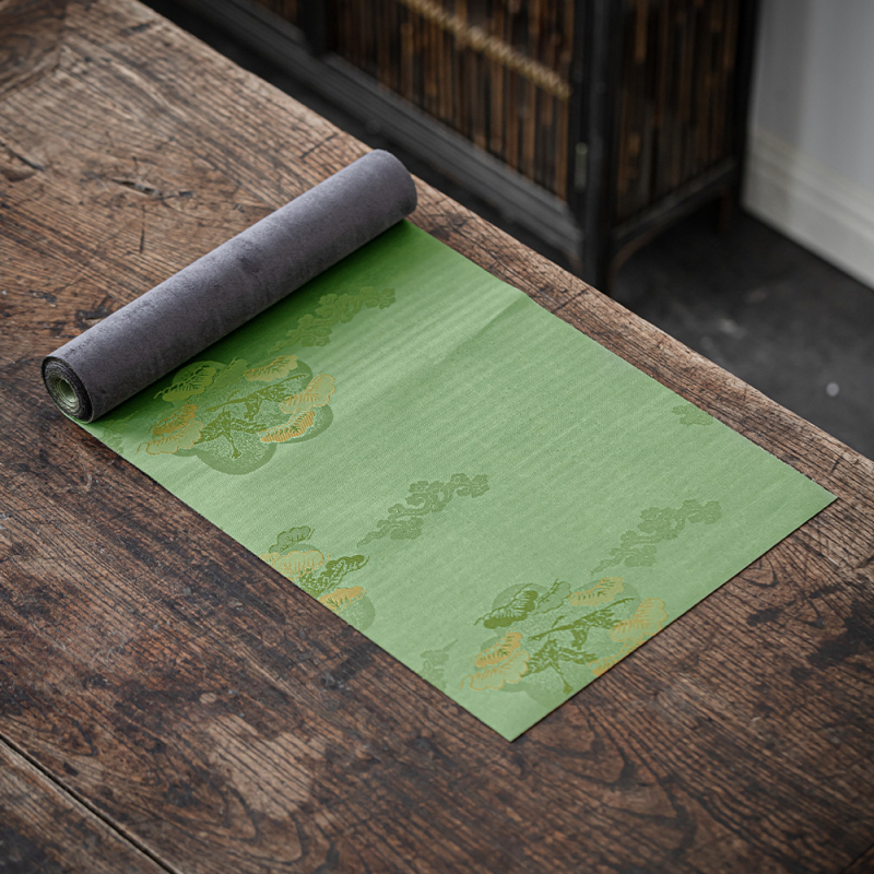 Tea Mat i stolni runner, brokat s pozlaćenim niti jacquardom, Cloud Pine uzorak, Novi kineski stil, Podrijetlo Fužou, Težina 0,6 kg s pakiranjem (Materijal: Brokat; Uzorak: Cloud Pine s pozlaćenim nitima; Stil: Novi kineski stil; Podrijetlo: Fužou; Težina: