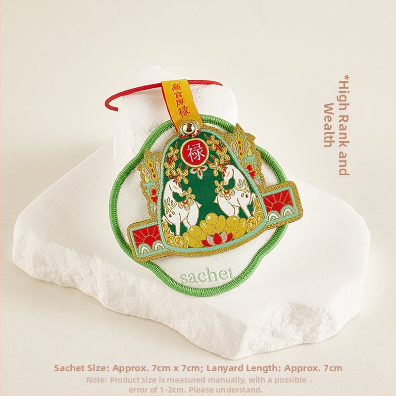 Autóba illatos vászonfüggő, hímzett áldásokkal a szerencséért, prosperitásért, hosszú élettért, boldogságért és gazdagságért. Anyag: szövet; Stílus: kínai; Kivitelezés: hímzés; Egyedi autóban használható.