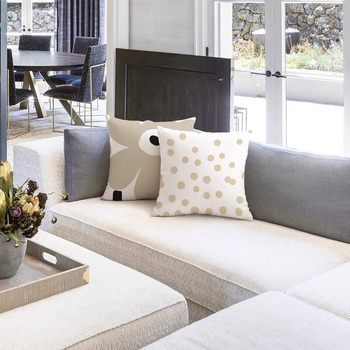 Μαξιλαροθήκη • μοντέρνο μινιμαλιστικό ύφος • γεωμετρική αφαιρεση • υλικό: κοντό φλίς • για σαλόνι