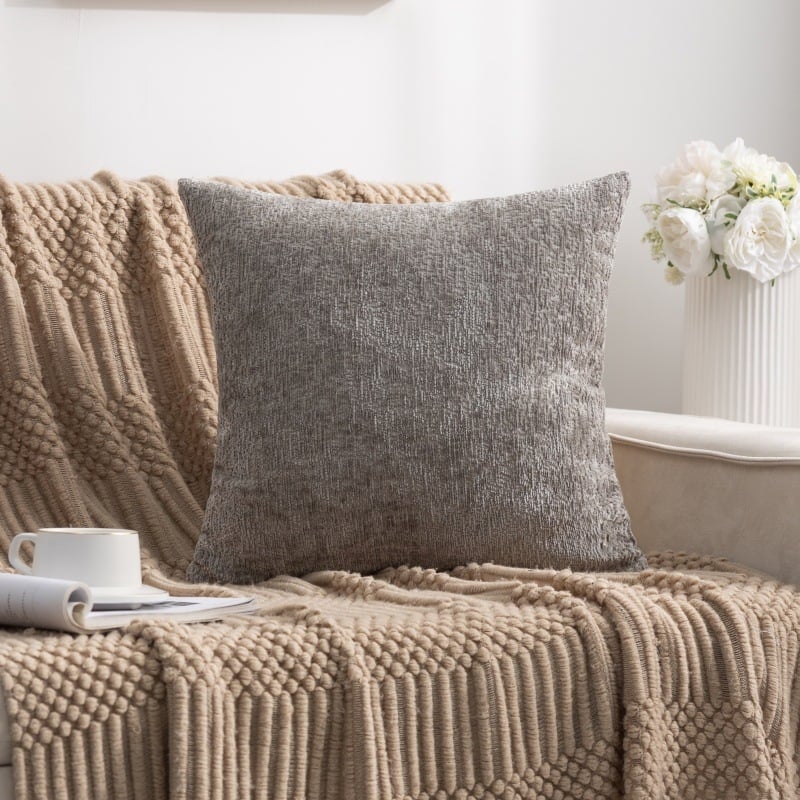 Husa de pernă Chenille pentru living — Design simplu și modern, cu două fețe, fără umplutură; Brand Good luck; Model: Alt