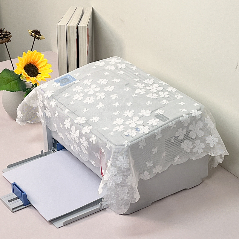 Paprastos nėrinių dizaino spausdintuvo dulkių gaubtas — poliesterio audinys, paprastas ir modernus stilius; Jialmei; tinkamas svetainei, miegamajam ir restoranui.