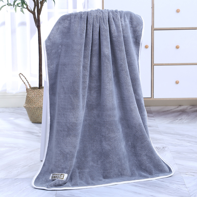 Koralni fleece ručnik za kupanje/plažu, ≥500 g, 100 vlakana pređe, ravno tkanje
