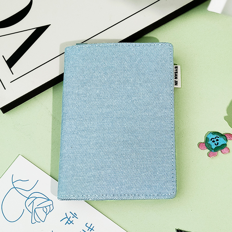 Passi ja kaartide organiseerija — Integreeritud kaarditugi, Kanvasist säilitamiskott reisidel, Unisex (Yi Jin bränd, linna lihtsus, 2025 kevad)