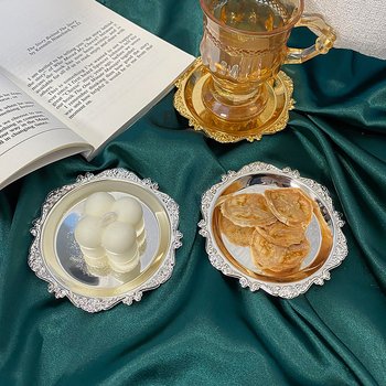 Ümmargune metallist taldrik – vasest elektroplaadiga kaetud, kerge luksuslik retro stiil, mitmesugused mustrid, sobib puuviljade, kookide ja tee serveerimiseks