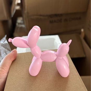 Декоративна скулптура балонено куче от смола, анимационен стил, марка Looking for rhyme; подарък за нов дом, пътуване, парти.