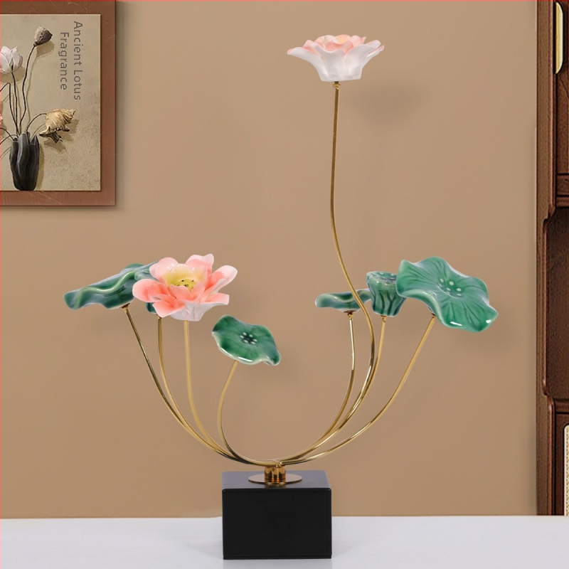 Metāla lotusa dekors dzīvojamajai istabai – jauns ķīniešu stils, elektroplatinga apdare, pielāgojams, piemērots dāvanai