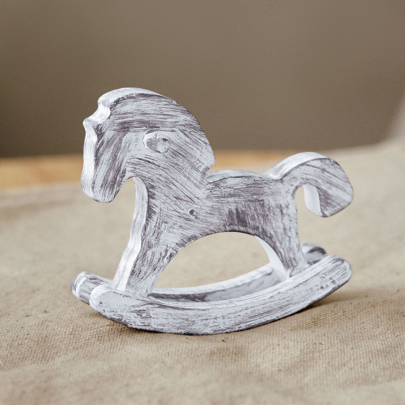 Koka kustināmais zirgs uz galda kā dekoru, Jaunā Ķīniešu stila, zīmols Shuangyi