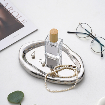 Keraamiline pilveplaat juveelide hoiuks ja aromaterapeutilise näituse jaoks, sisenemisvõtmete hoidja (Materjal: keraamika; Kohandamine: Jah; Pind: Elektroplaadimine, Glazuur)