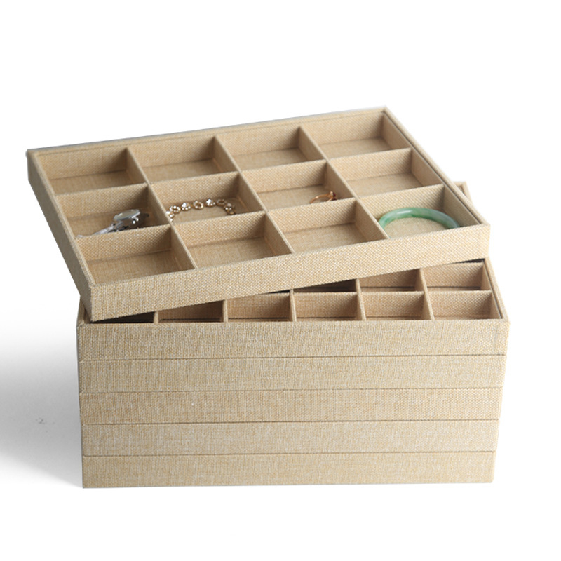 Light Beam PVC juvelyrinių dirbinių laikiklis, parodos padėklas, 2021 ruduo