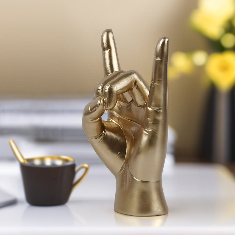 Figura od smole s rock gestom ruke – stolna dekoracija za dom, bar i ured | Brand: Guchuang | Ručni rad od smole | Težina: 0.46 kg