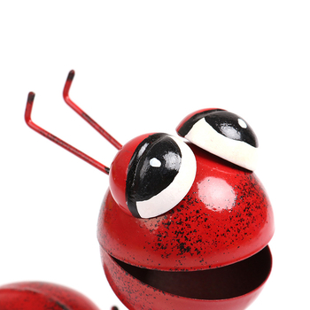 Kovított vasból készült falidísz-szett: hangya motívumú rovar dekor, pasztorális stílus, bár és étterem számára, retro megjelenés