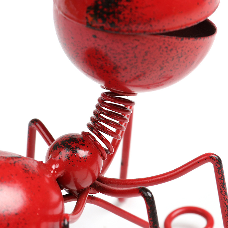 Kovított vasból készült falidísz-szett: hangya motívumú rovar dekor, pasztorális stílus, bár és étterem számára, retro megjelenés